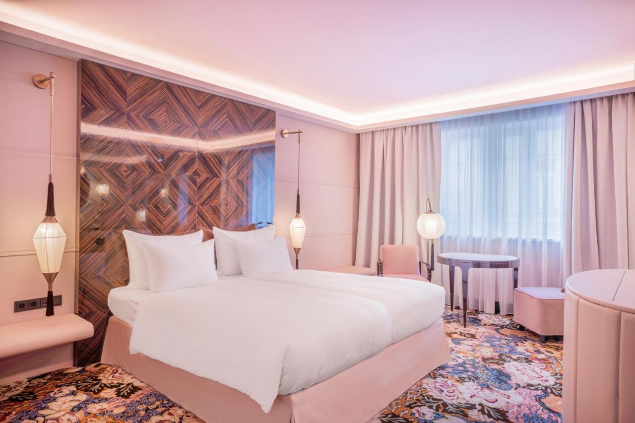 Topazz&lamée Hotel 5*
